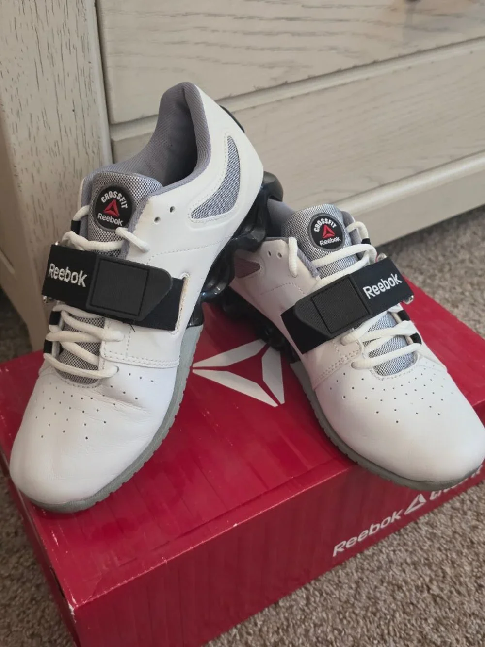 Reebok weightlifting shoe